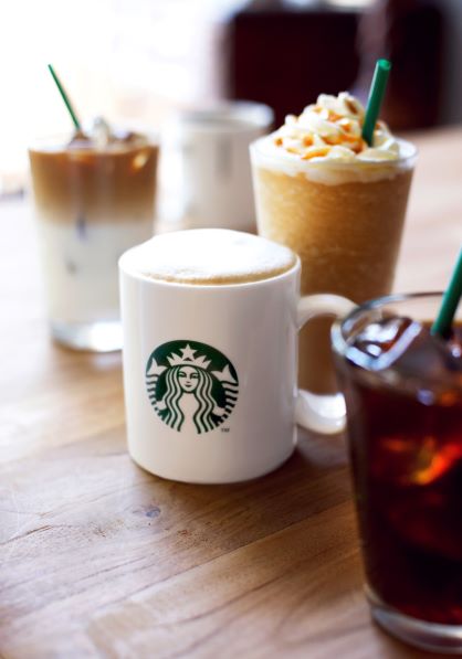 スターバックス（1F）
