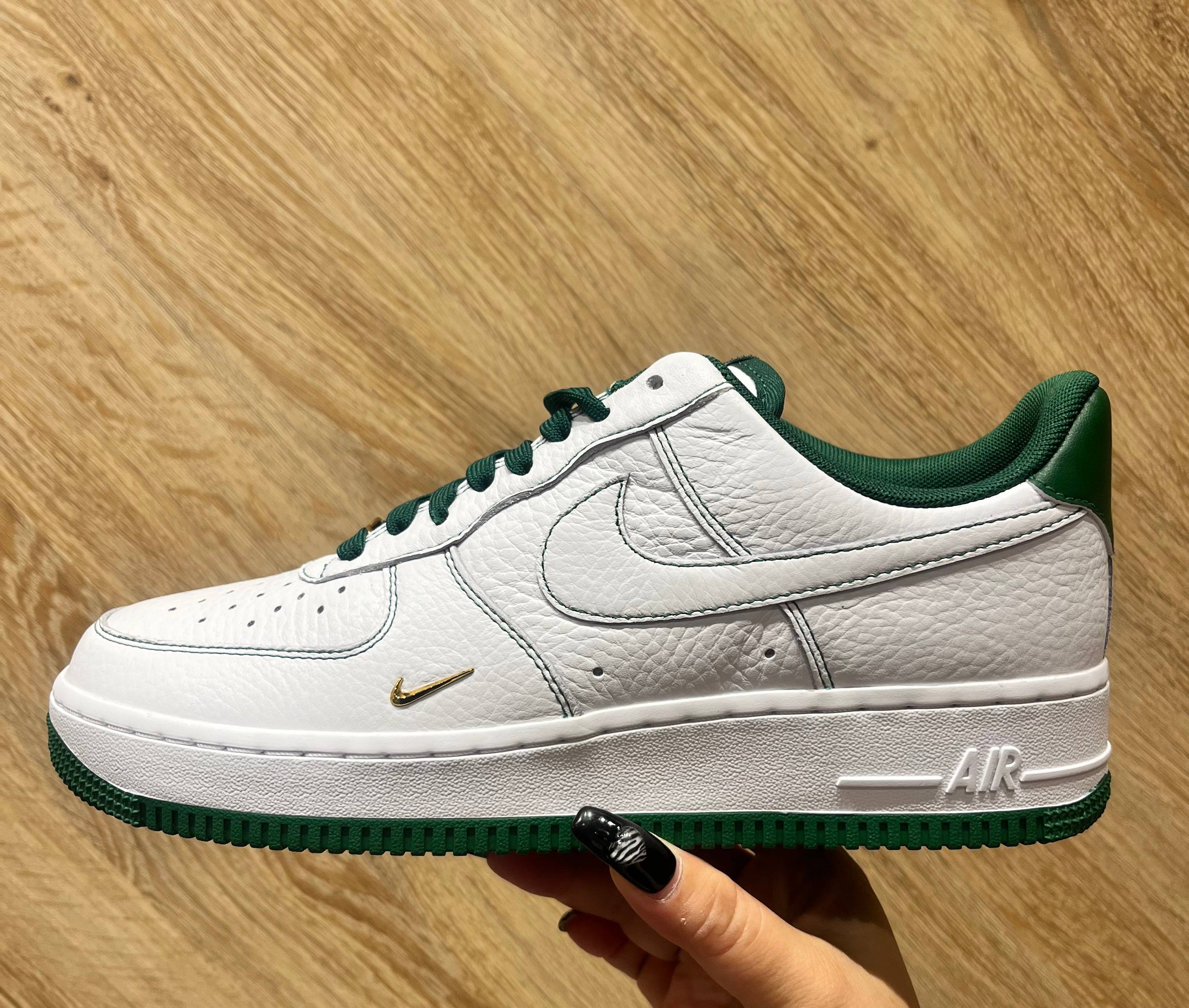 【NEW！】 AIR FORCE 1 