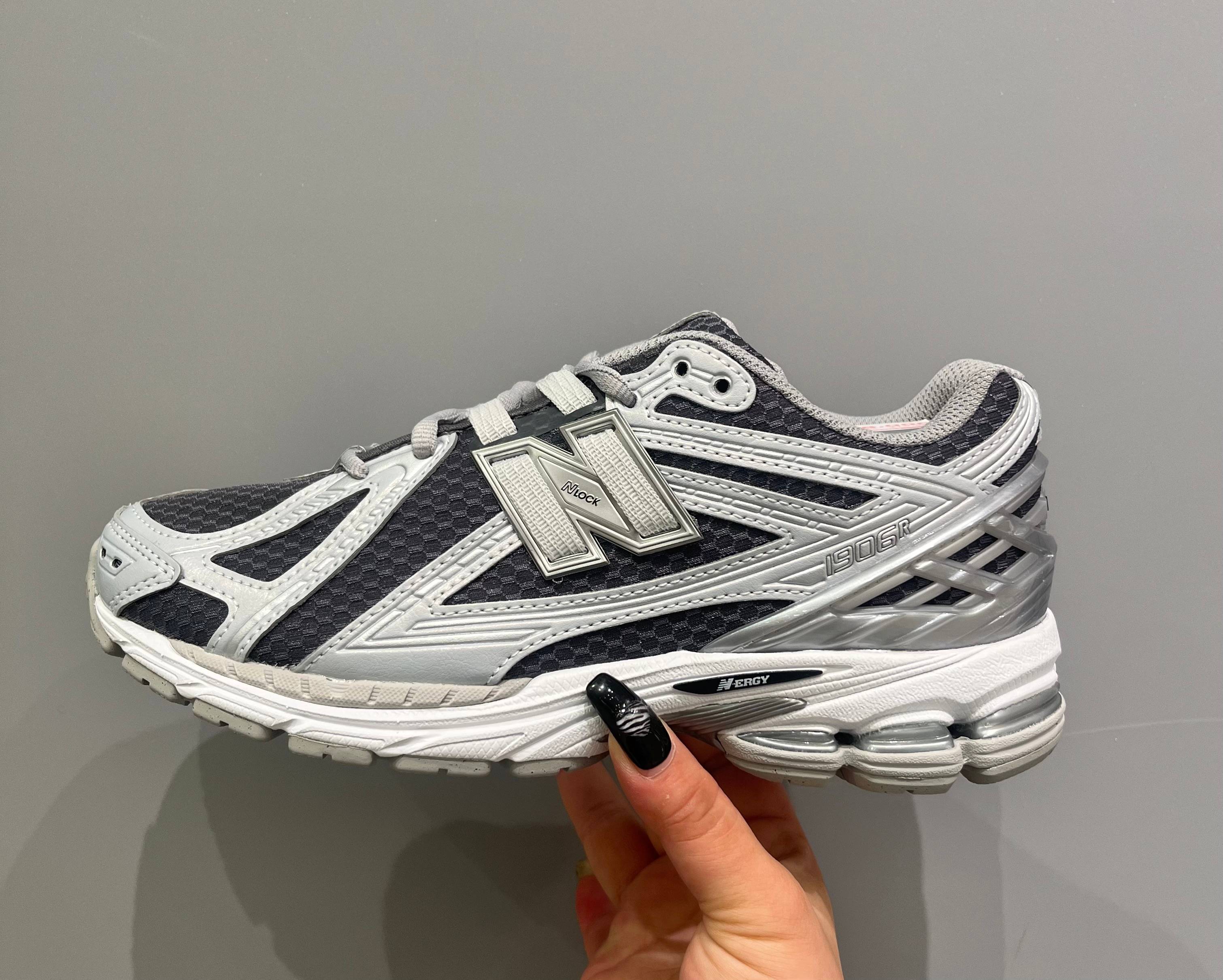 【NEW!】NB 1906R